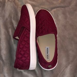 Steve Madden wine colored slip ons
